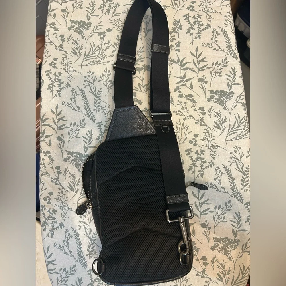 Coach Belt Bag - Picture 2 of 3